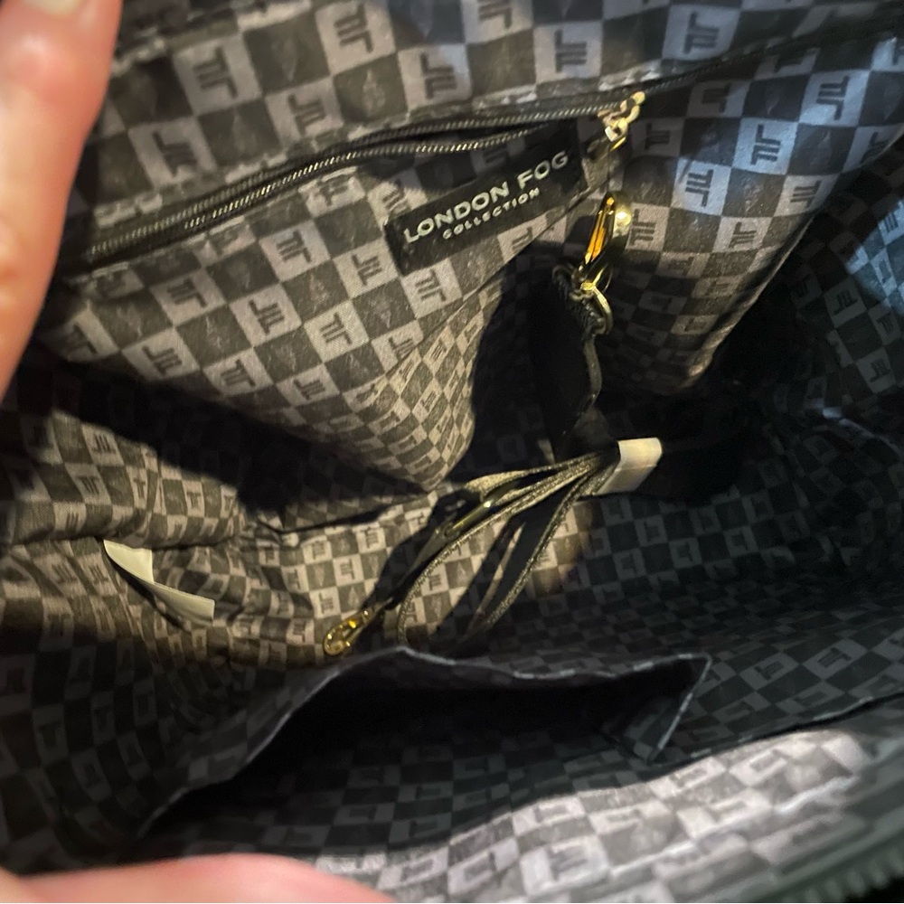 🆕 London Fog - Sophia Black Studded Tote Bag - Crossbody - 100th Anniversary❣️ - Picture 8 of 11